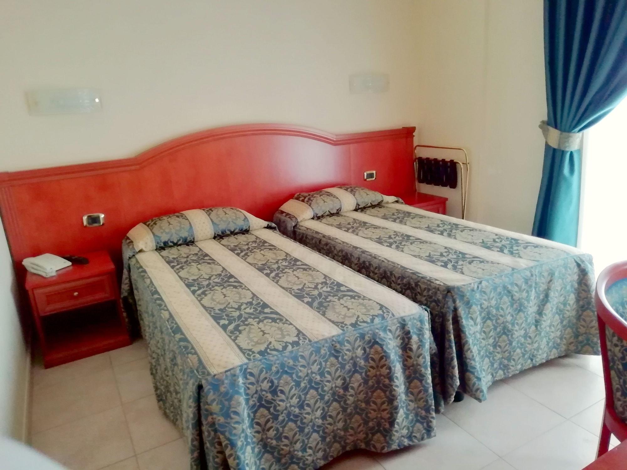Hotel Concorde Sant'Egidio alla Vibrata Екстериор снимка
