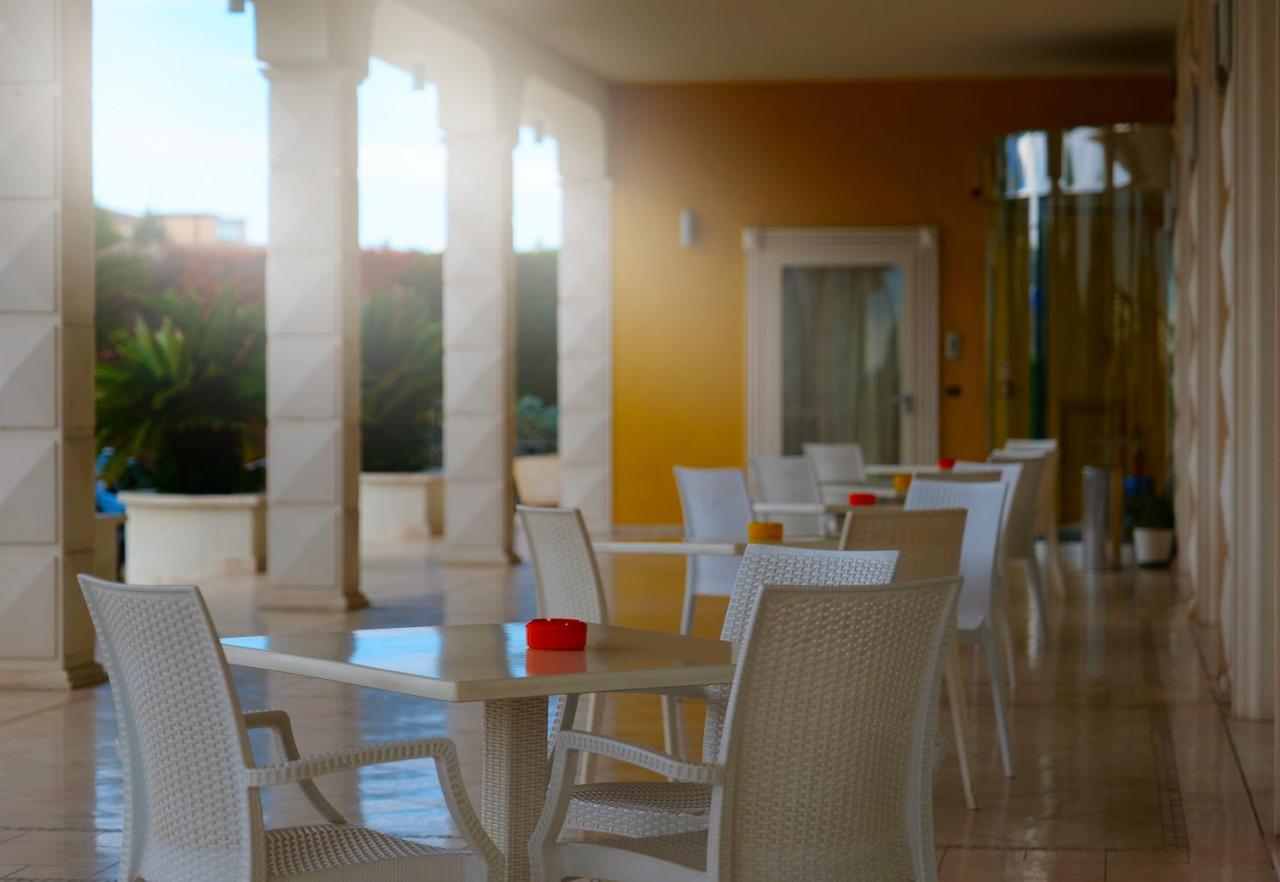 Hotel Concorde Sant'Egidio alla Vibrata Екстериор снимка