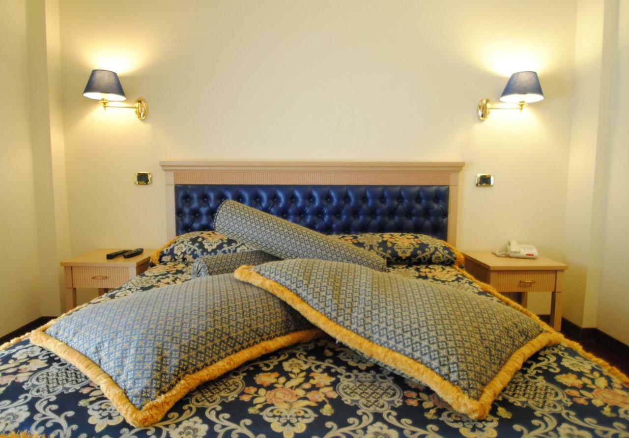 Hotel Concorde Sant'Egidio alla Vibrata Екстериор снимка